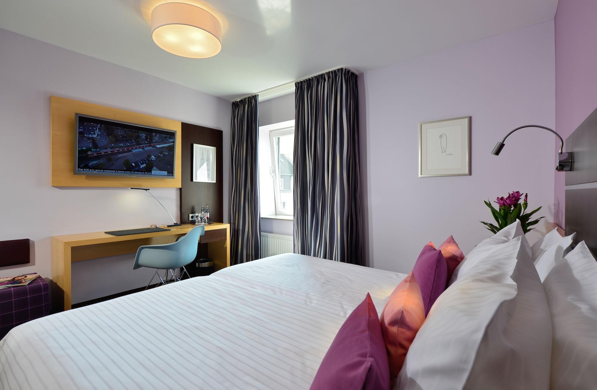 Hotel Uhu Garni Cologne Luaran gambar