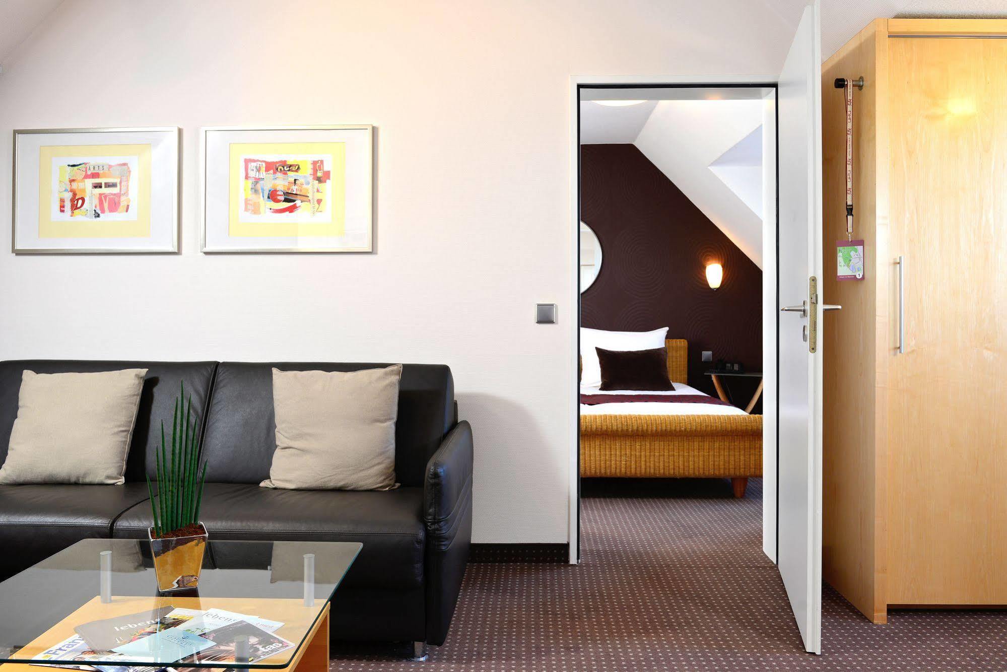 Hotel Uhu Garni Cologne Luaran gambar